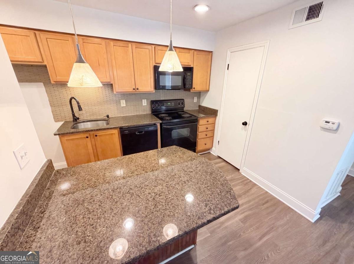 3175 Seven Pines Court Atlanta - Photo 6