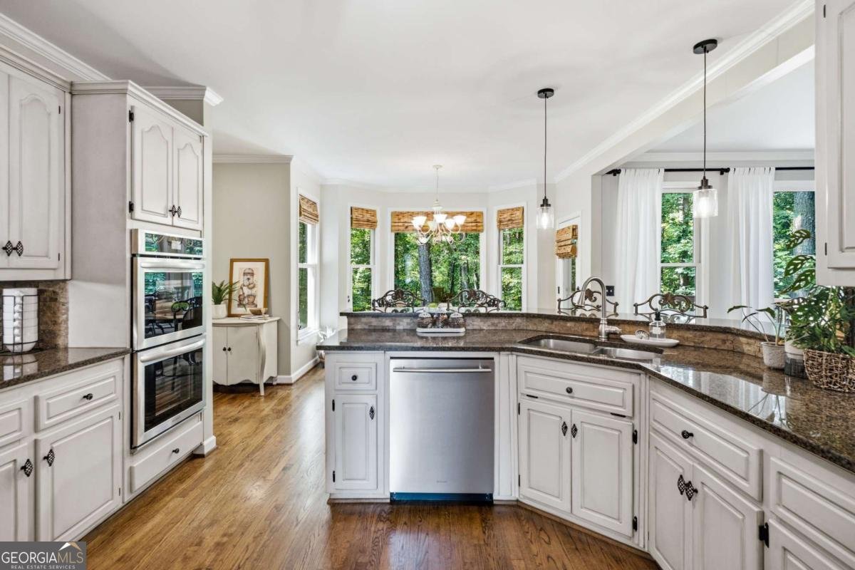 1053 Longwood Drive Woodstock - Photo 20