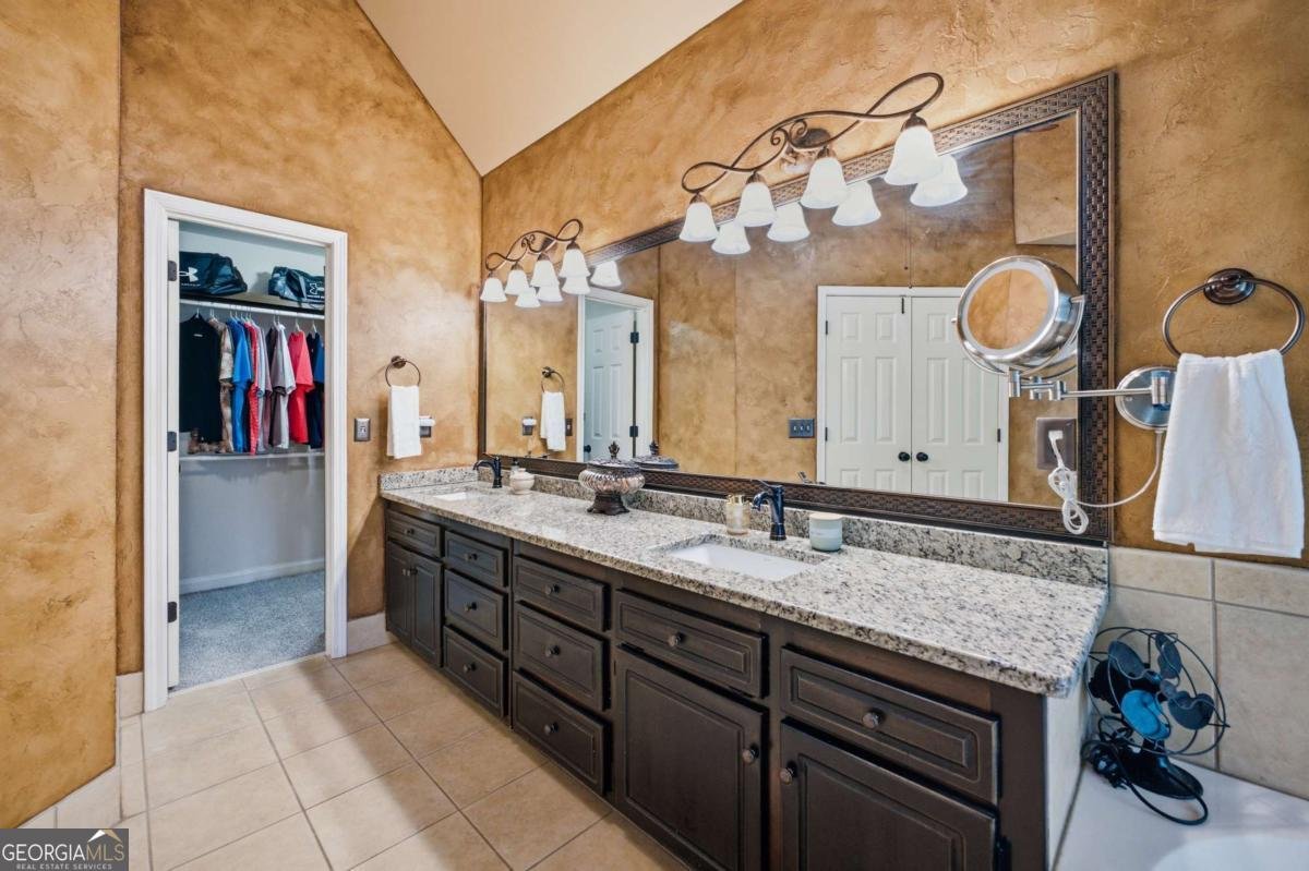 1053 Longwood Drive Woodstock - Photo 32