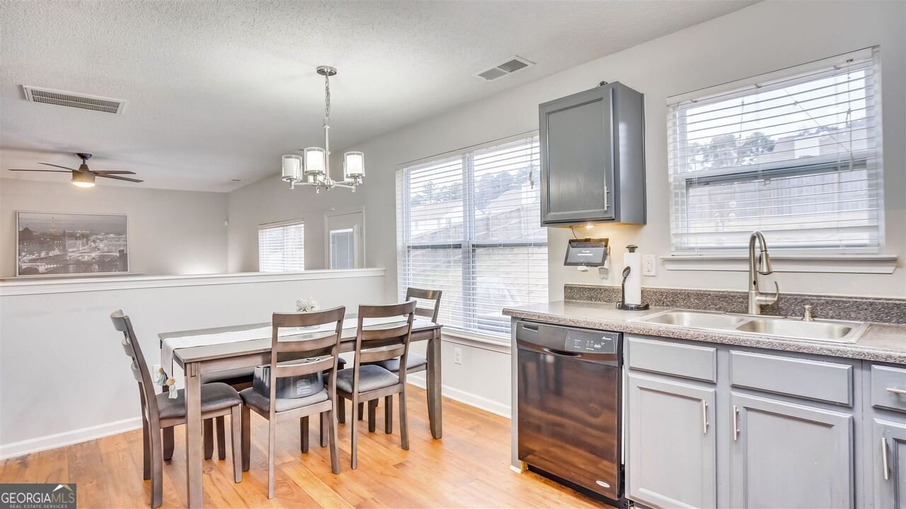 5110 Miller Woods Drive Decatur - Photo 6