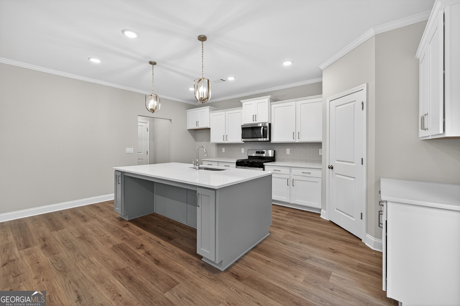 4862 White Street Sugar Hill - Photo 10