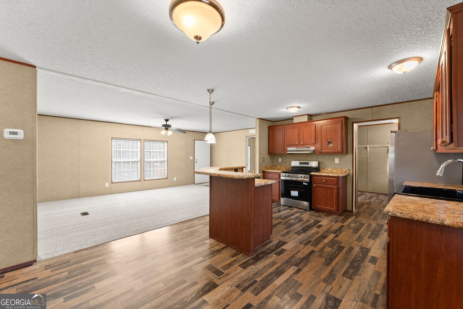 277 Yates Street Cornelia - Photo 14