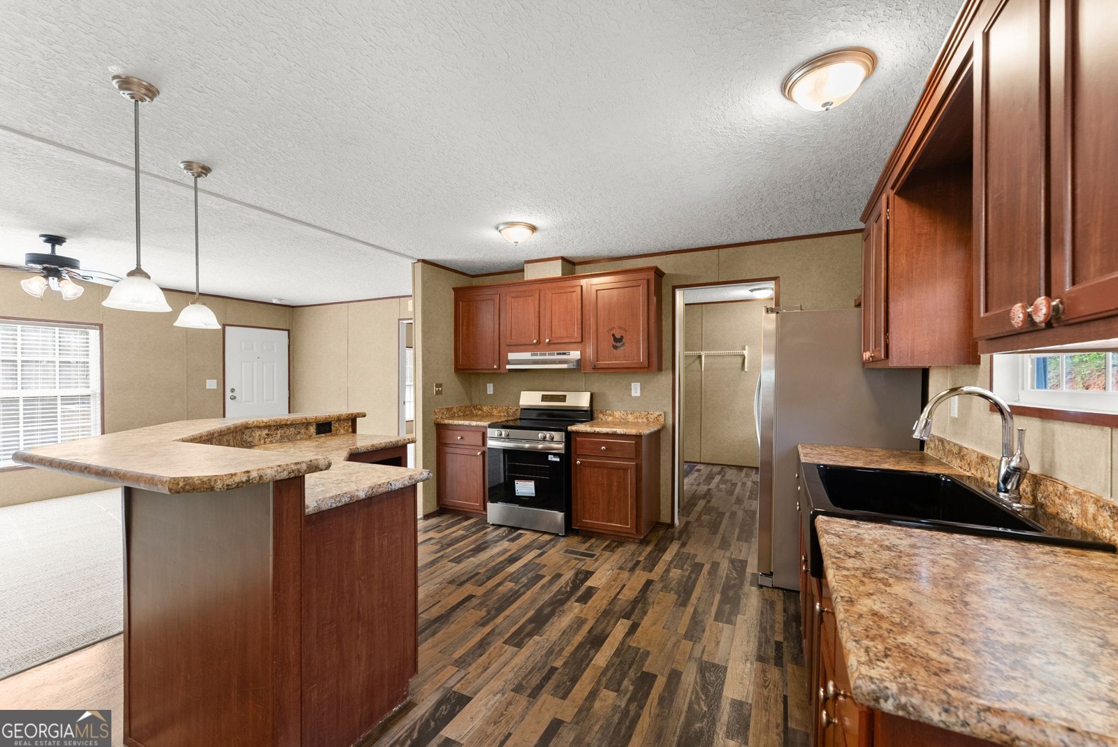 277 Yates Street Cornelia - Photo 15