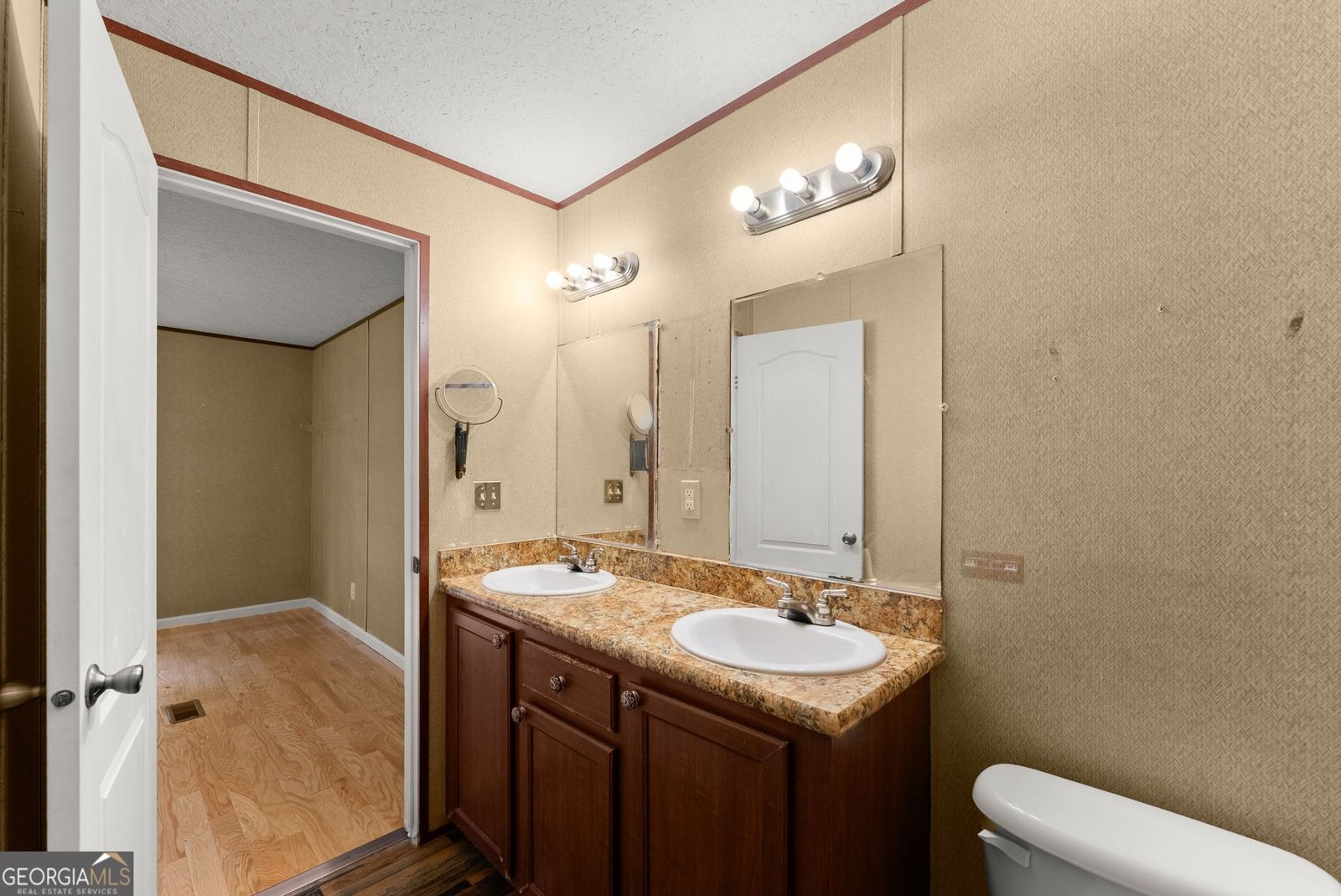 277 Yates Street Cornelia - Photo 24