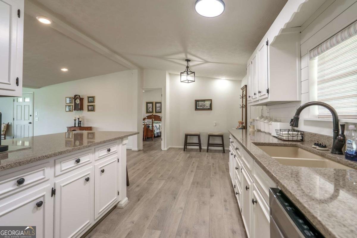 1180 Green Briar Drive Madison - Photo 17