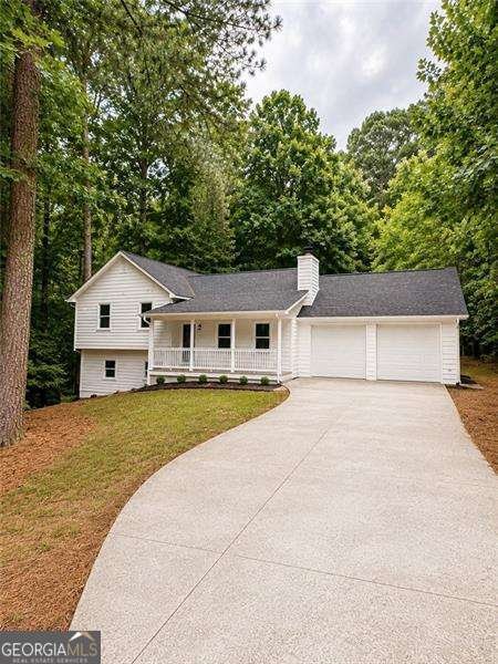 6211 Emerald Springs Drive Acworth - main photo