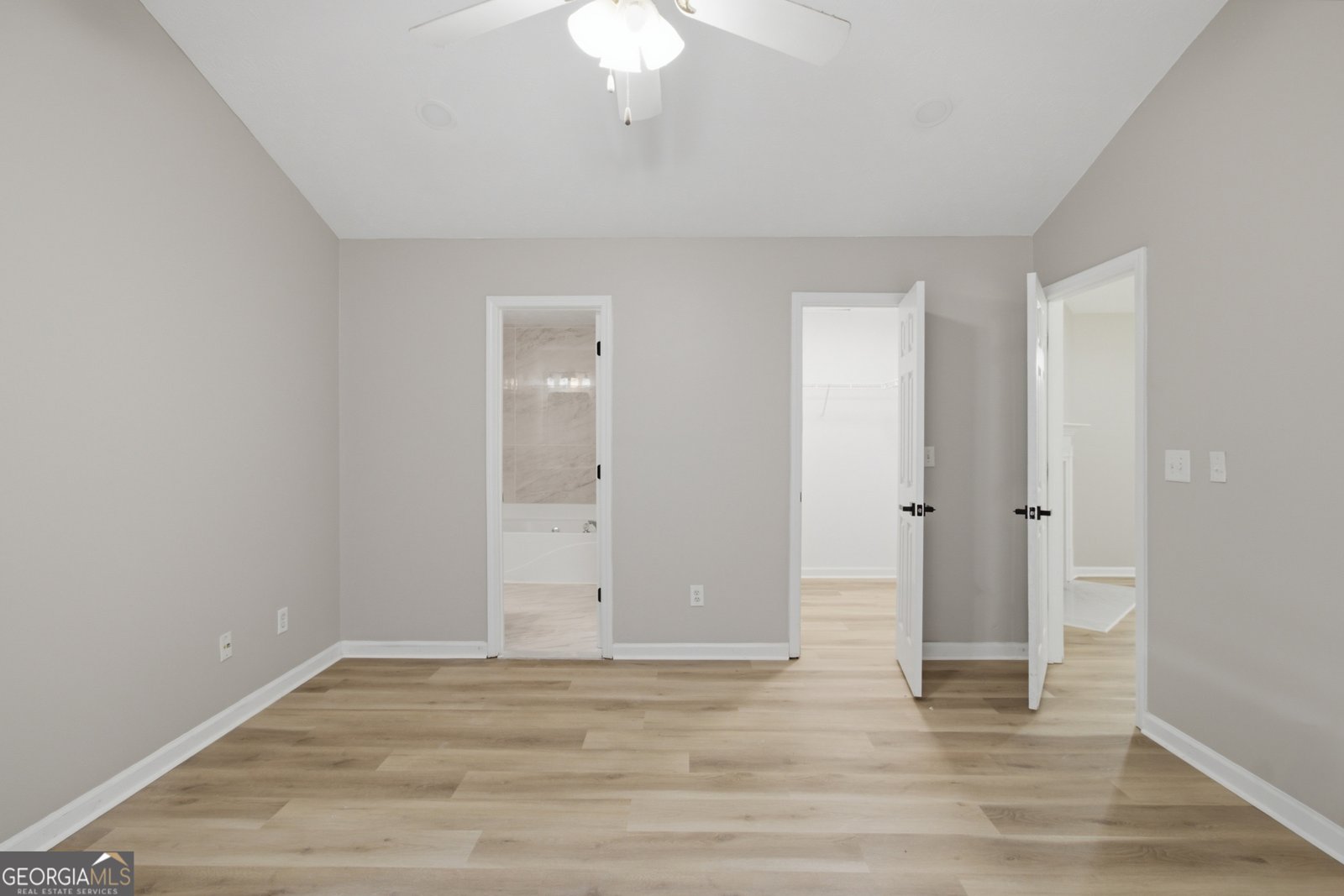 306 Cedar Street Stockbridge - Photo 9