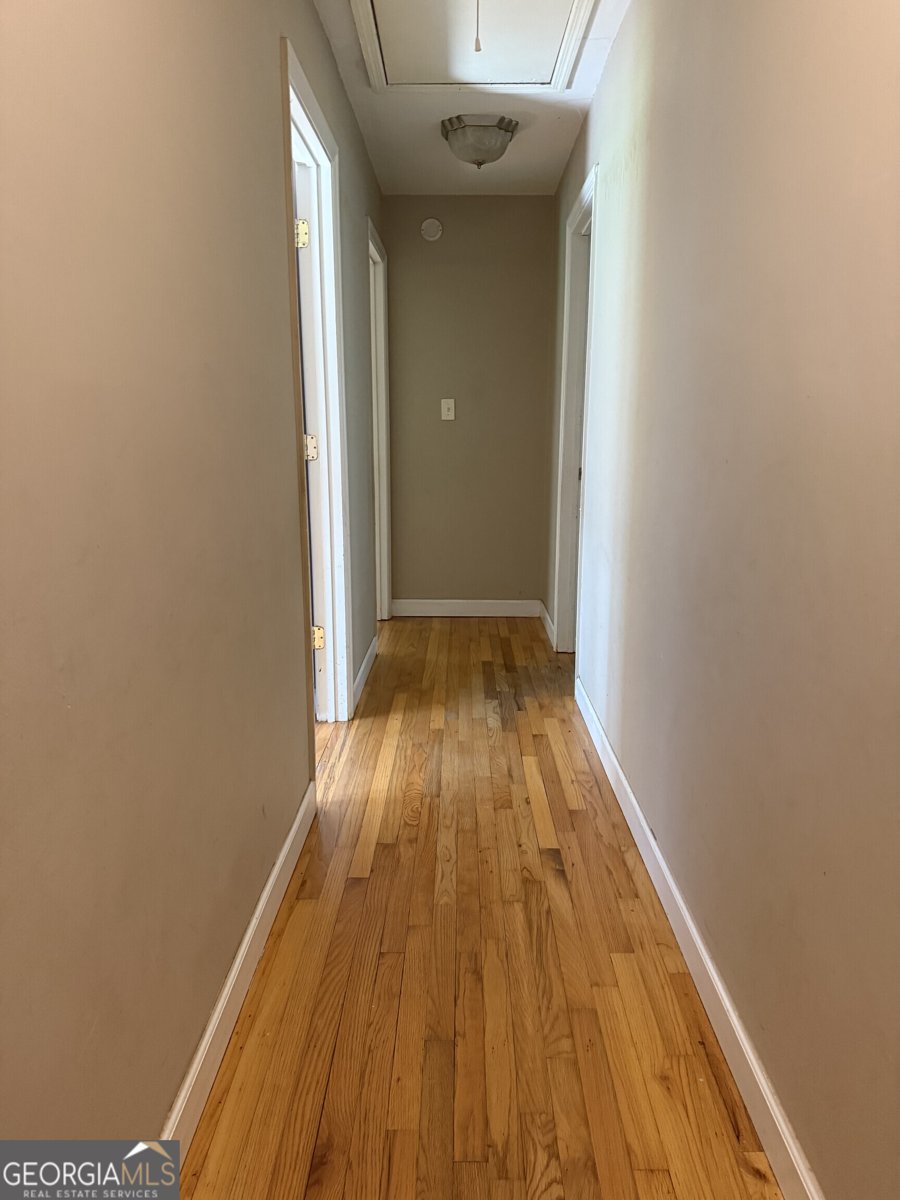 724 Virginia Lane Hull - Photo 14