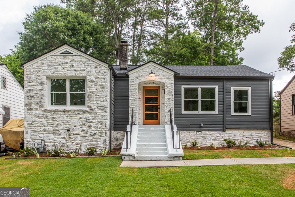 1699 Olympian Way Atlanta - main photo