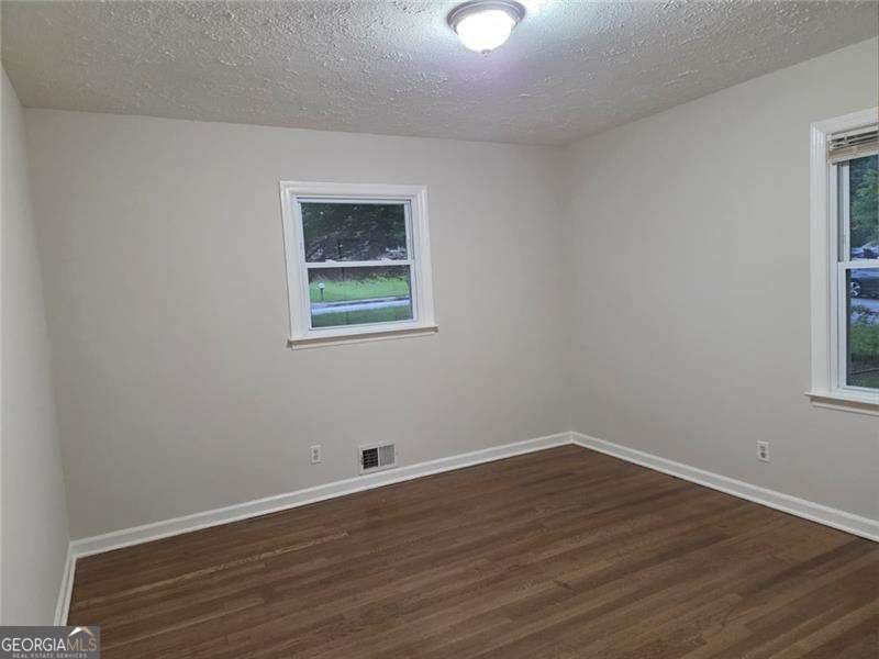 4609 Puckett Street Forest Park - Photo 7