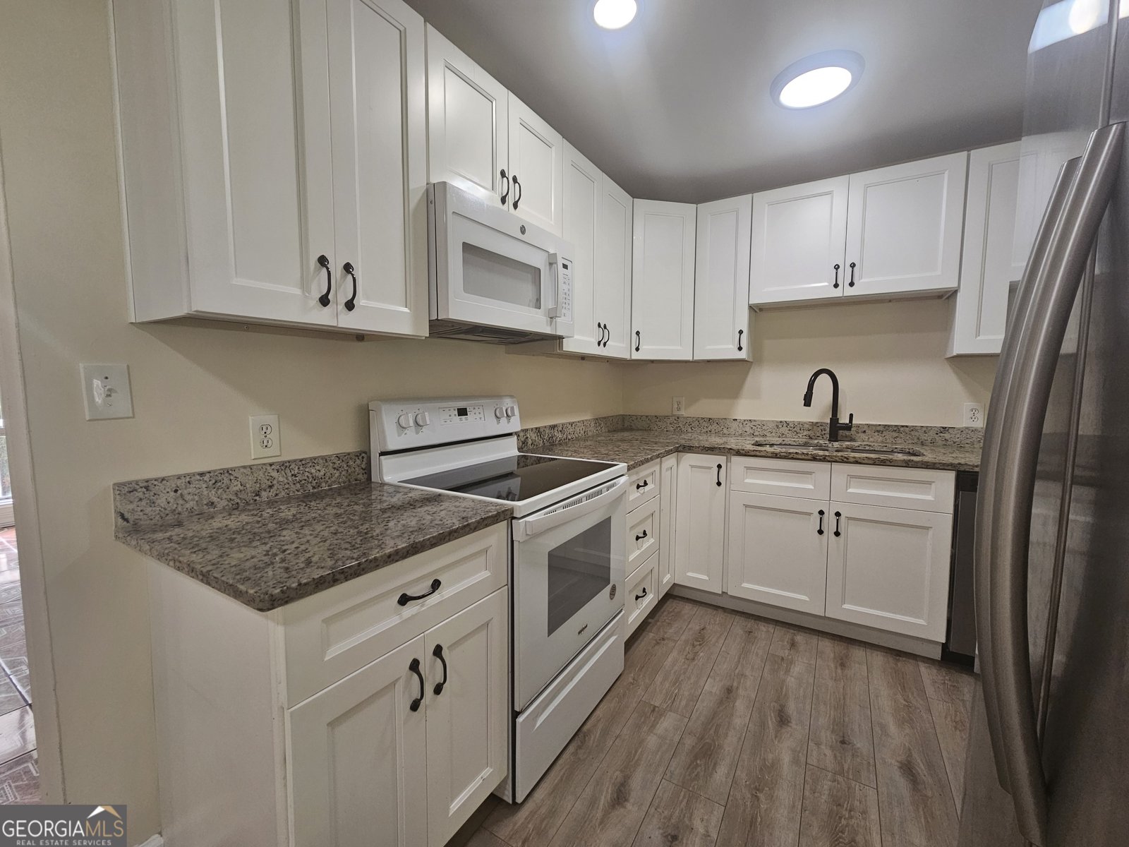349 Roxbury Drive Riverdale - Photo 34