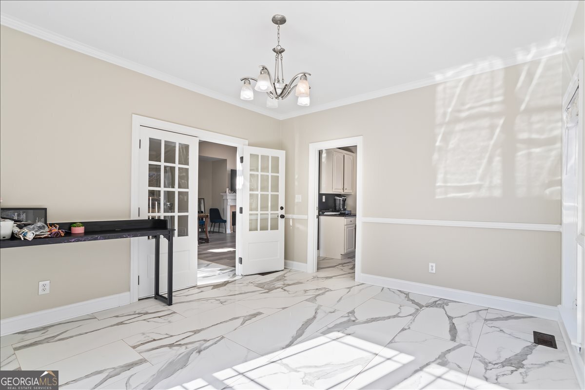 3955 Pucketts Road Snellville - Photo 7