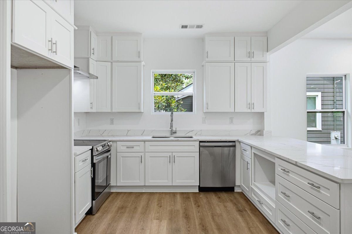 1502 Venetian Drive, SW Atlanta - Photo 11