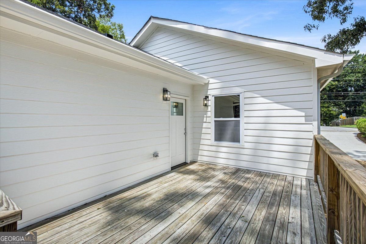 1502 Venetian Drive, SW Atlanta - Photo 30