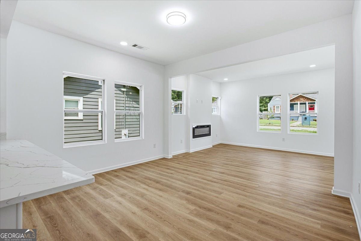 1502 Venetian Drive, SW Atlanta - Photo 9