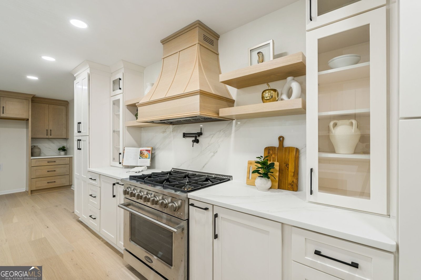 8140 Habersham Waters Road Sandy Springs - Photo 10