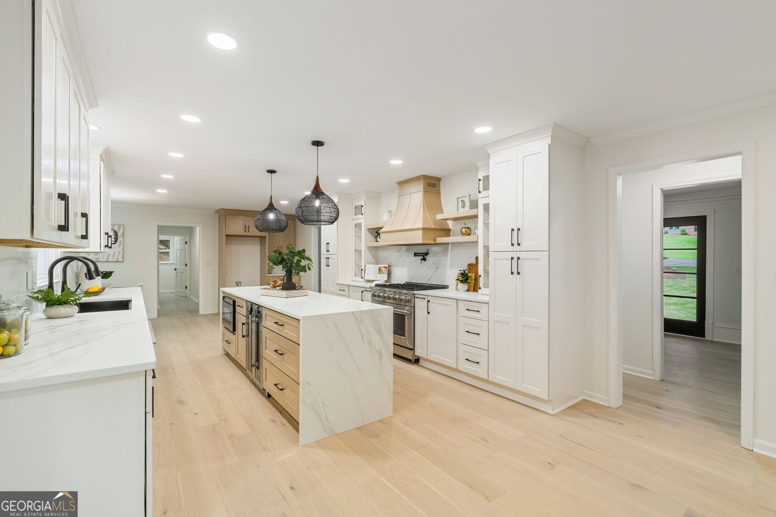 8140 Habersham Waters Road Sandy Springs - Photo 14