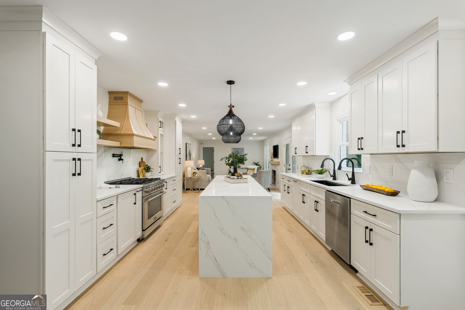 8140 Habersham Waters Road Sandy Springs - Photo 16