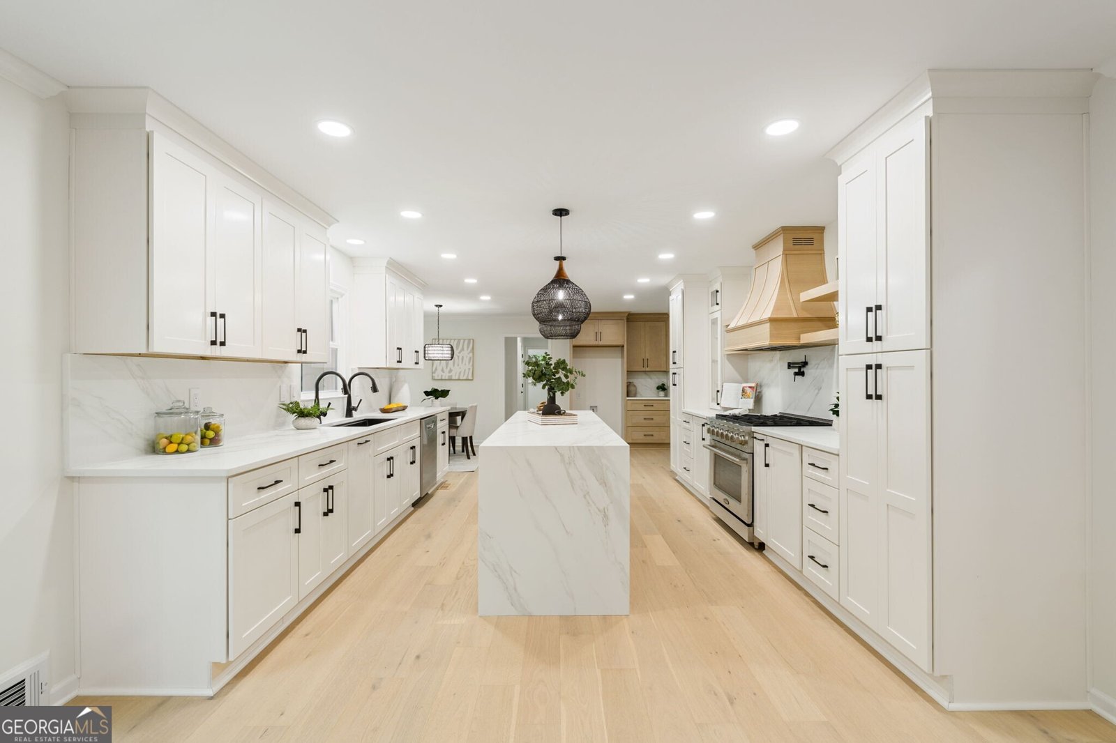 8140 Habersham Waters Road Sandy Springs - Photo 8