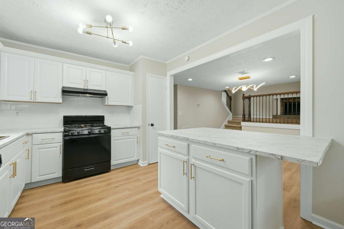 917 Lake Watch Drive Stone Mountain - Photo 11