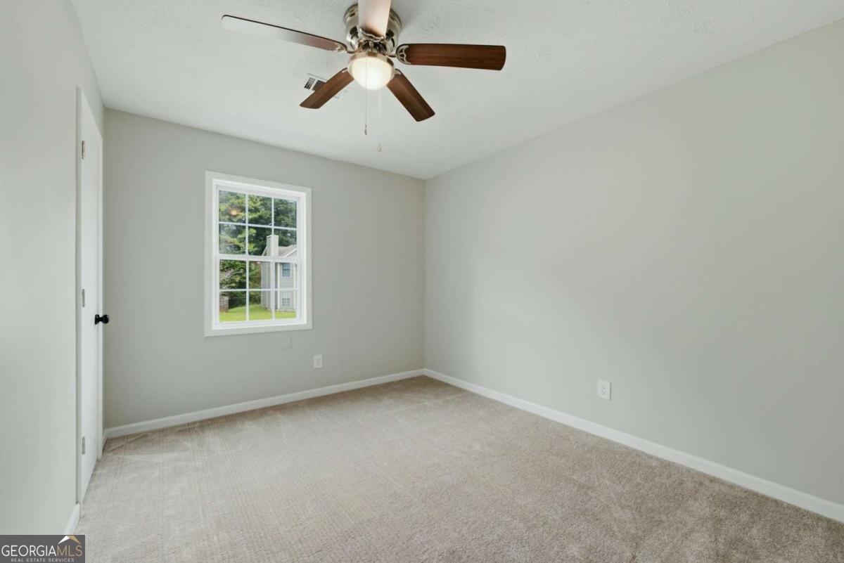 917 Lake Watch Drive Stone Mountain - Photo 18