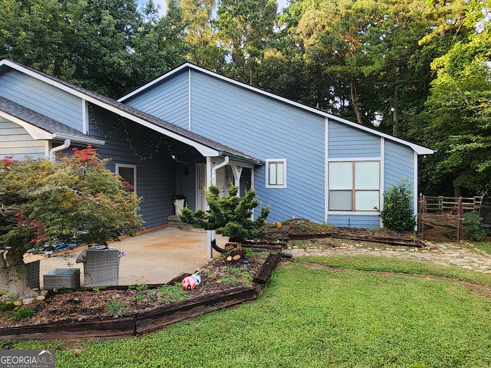 715 Babbling Creek Place Johns Creek - main photo