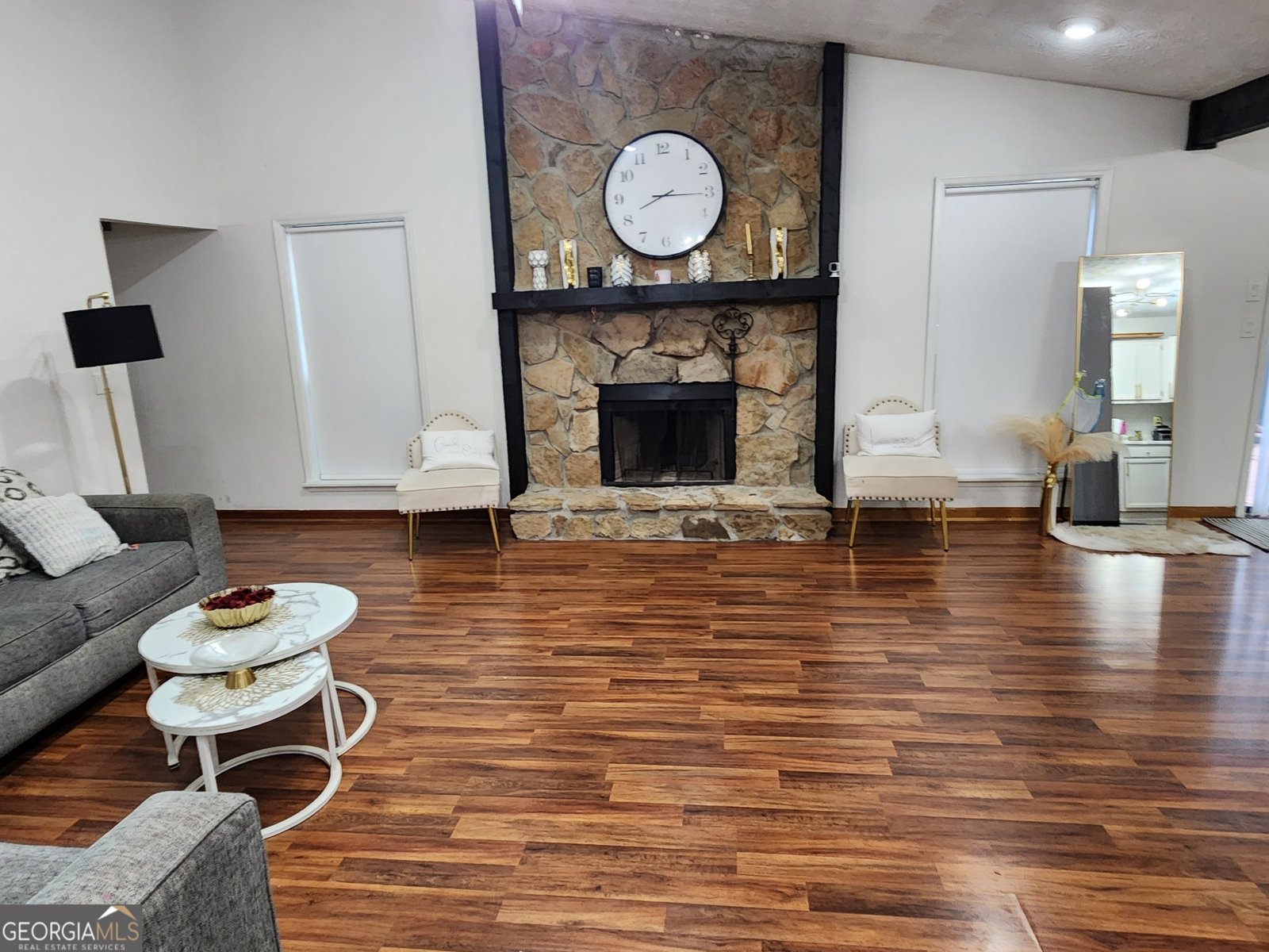 715 Babbling Creek Place Johns Creek - Photo 10