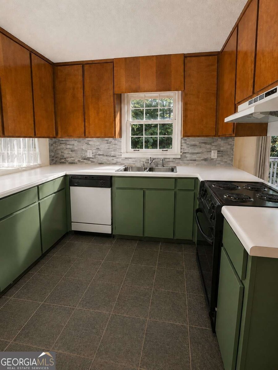 897 Hearthstone Drive Stone Mountain - Photo 11