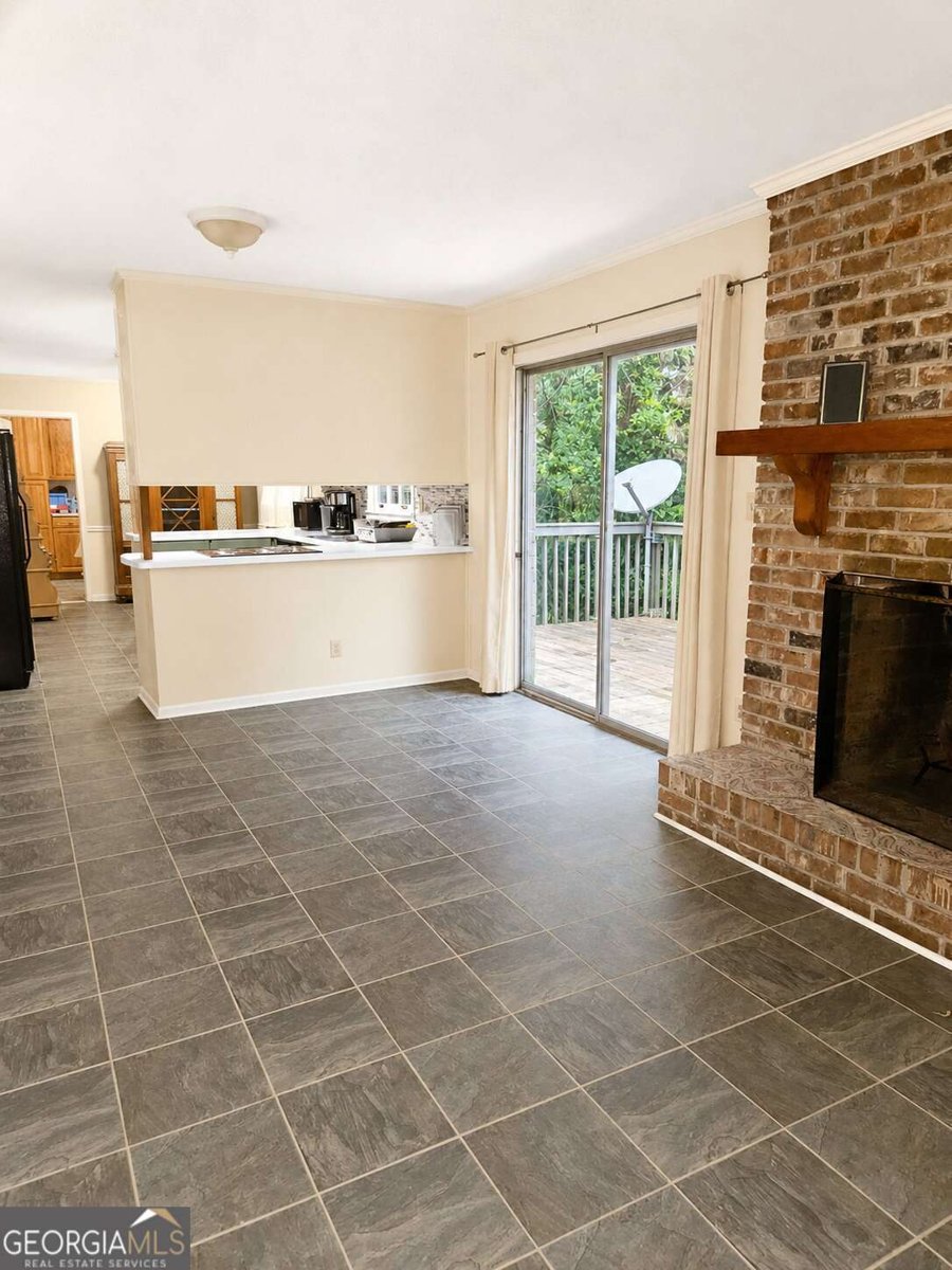 897 Hearthstone Drive Stone Mountain - Photo 18