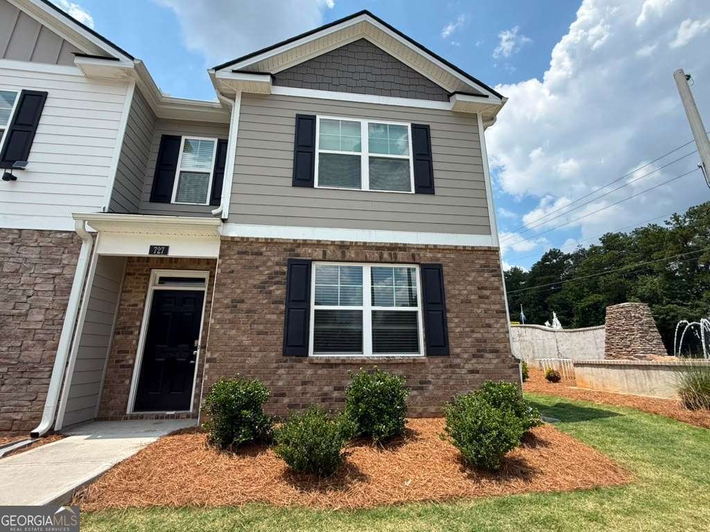 727 Aura Trail Lawrenceville - main photo