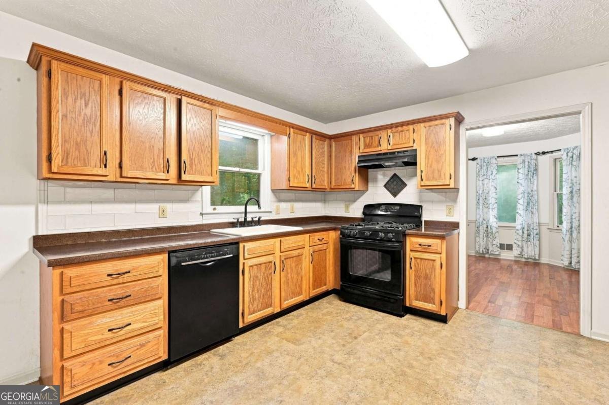 302 Crabapple Court Powder Springs - Photo 10