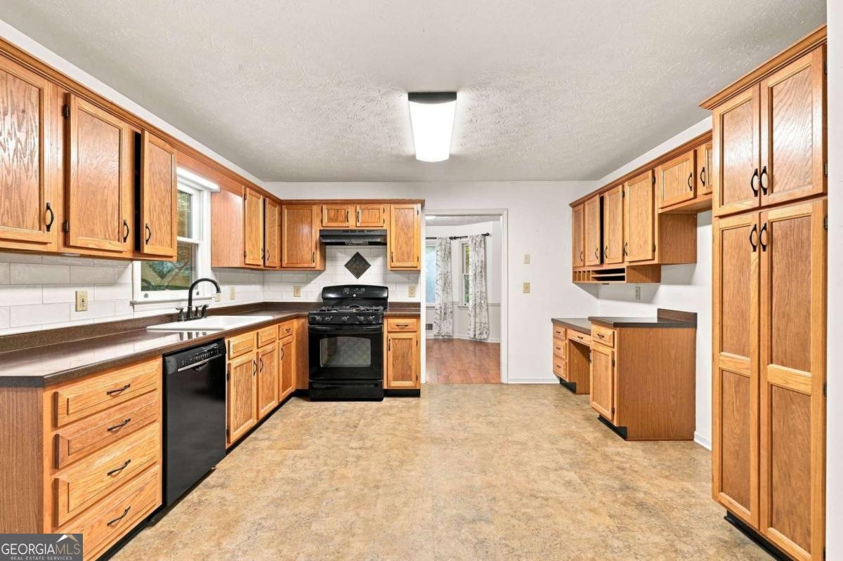 302 Crabapple Court Powder Springs - Photo 11