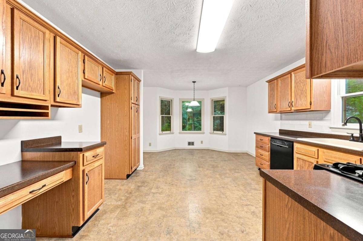 302 Crabapple Court Powder Springs - Photo 7
