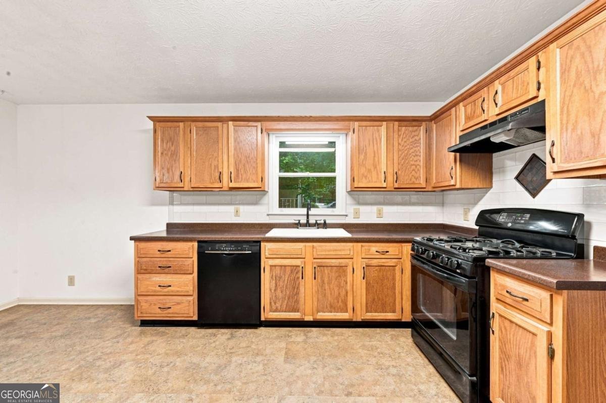 302 Crabapple Court Powder Springs - Photo 9