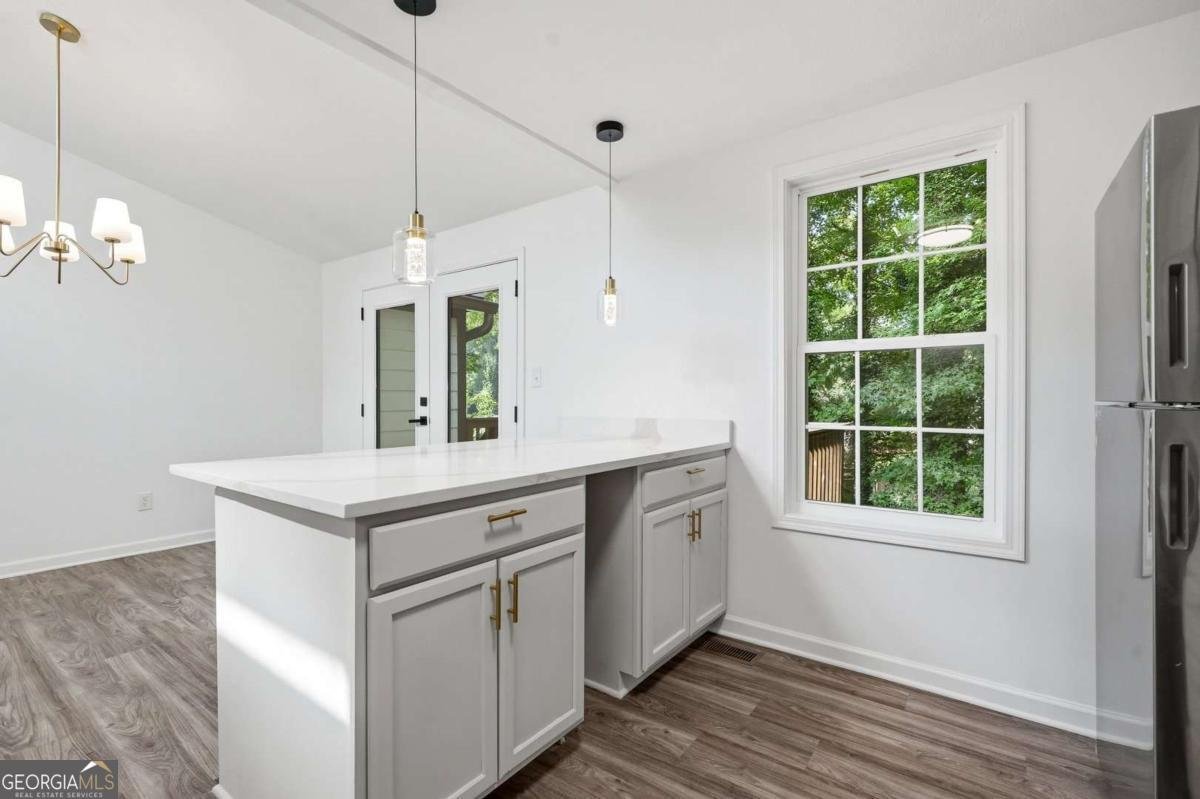 1060 Millard Way Stone Mountain - Photo 11