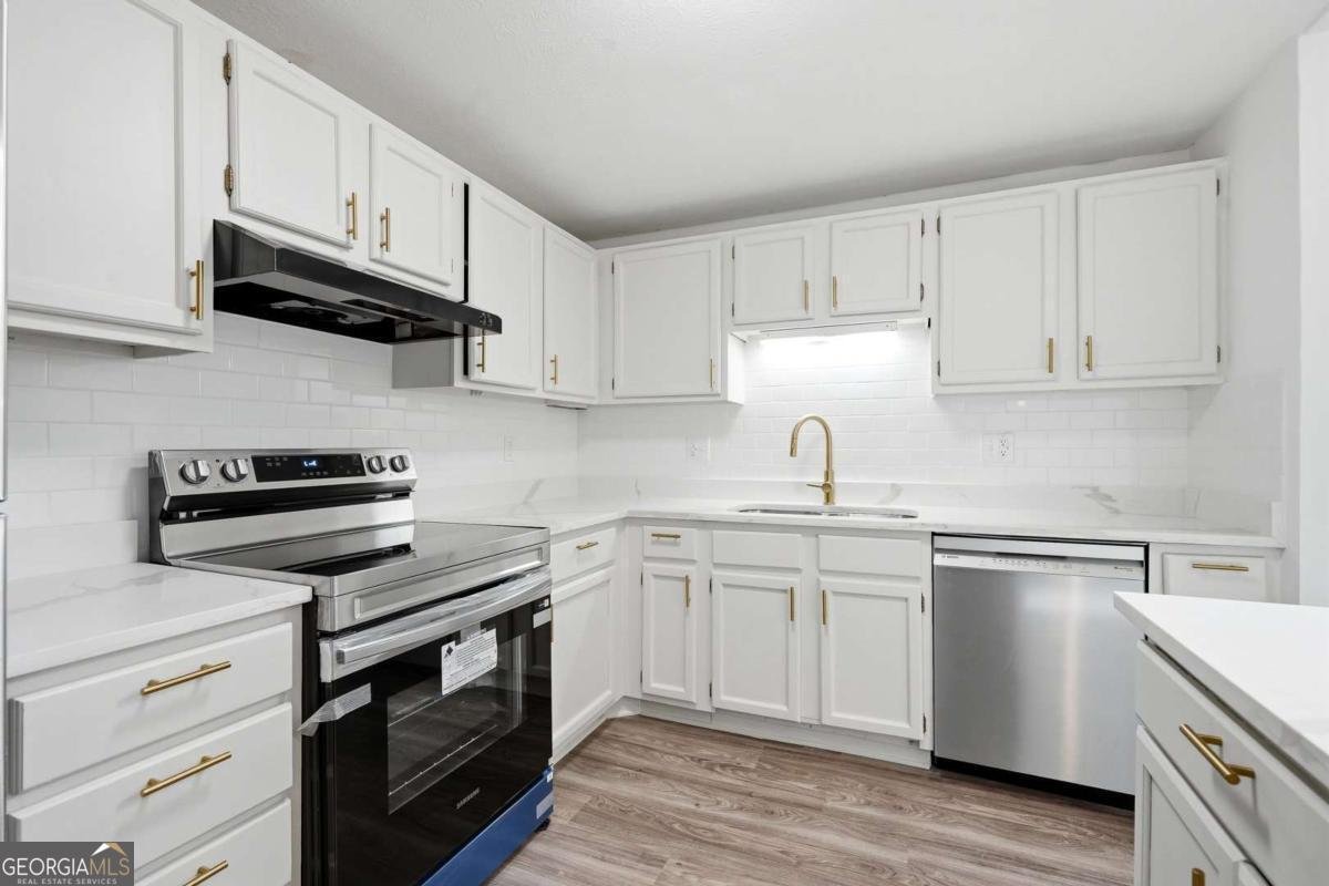 1060 Millard Way Stone Mountain - Photo 12