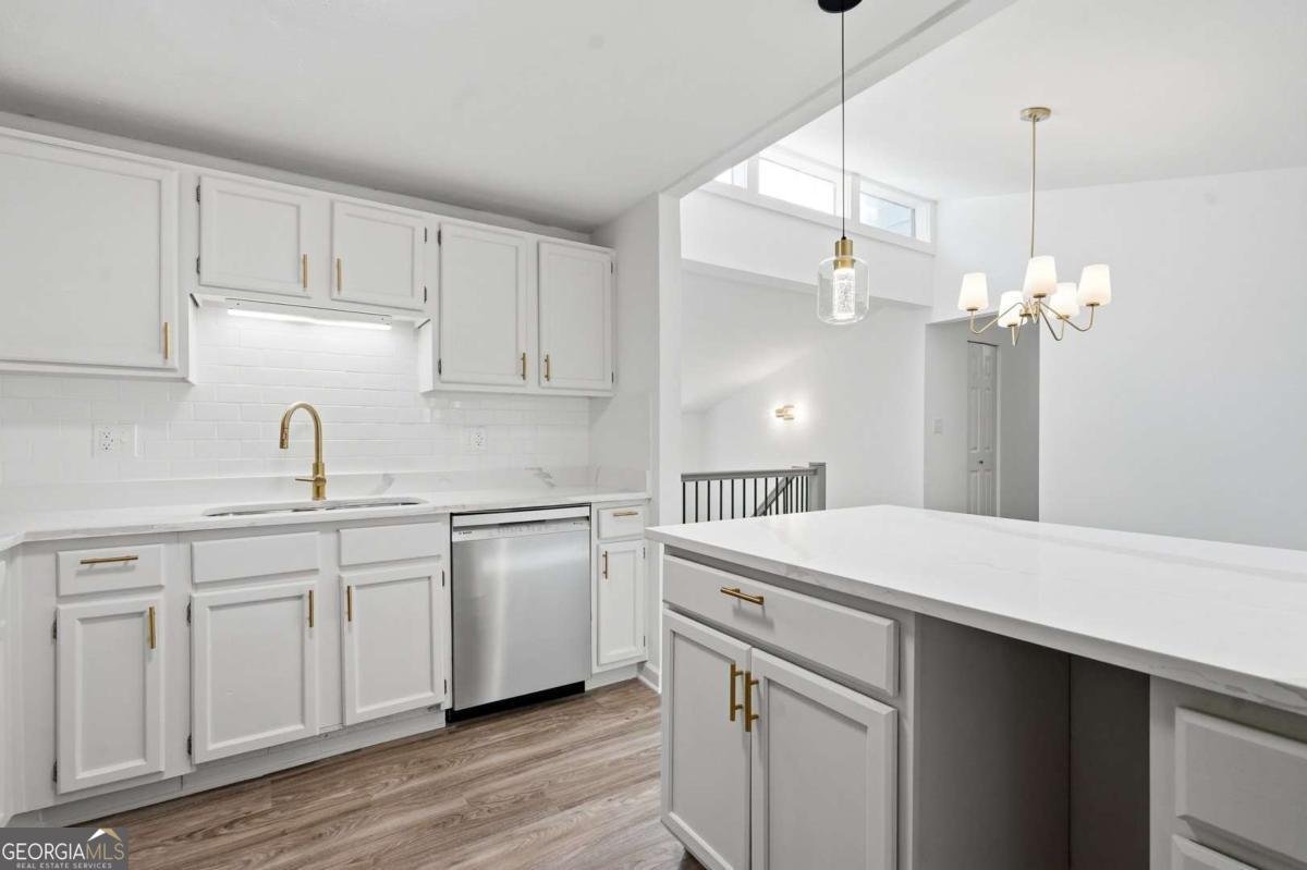 1060 Millard Way Stone Mountain - Photo 13