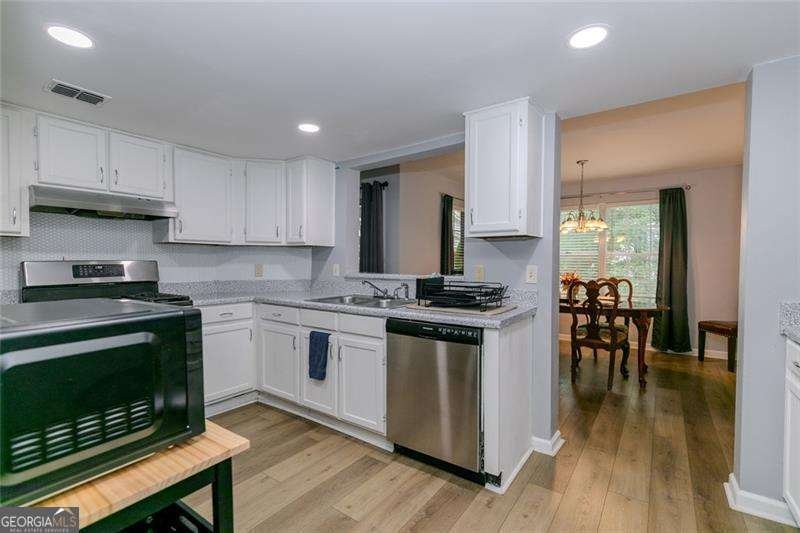3058 Westwood Way Alpharetta - Photo 18