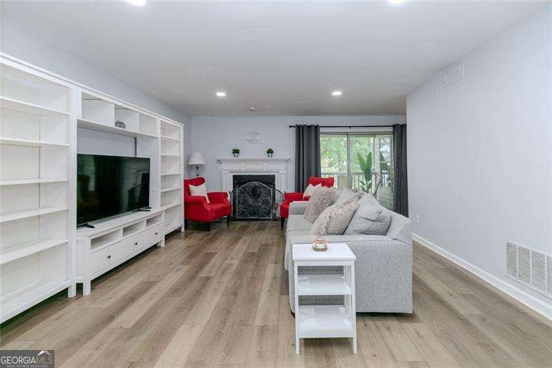 3058 Westwood Way Alpharetta - Photo 6