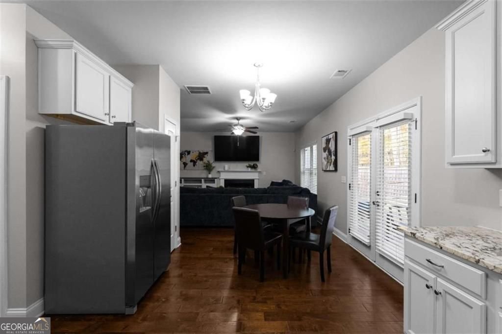 4142 Woodland Park Drive Atlanta - Photo 6