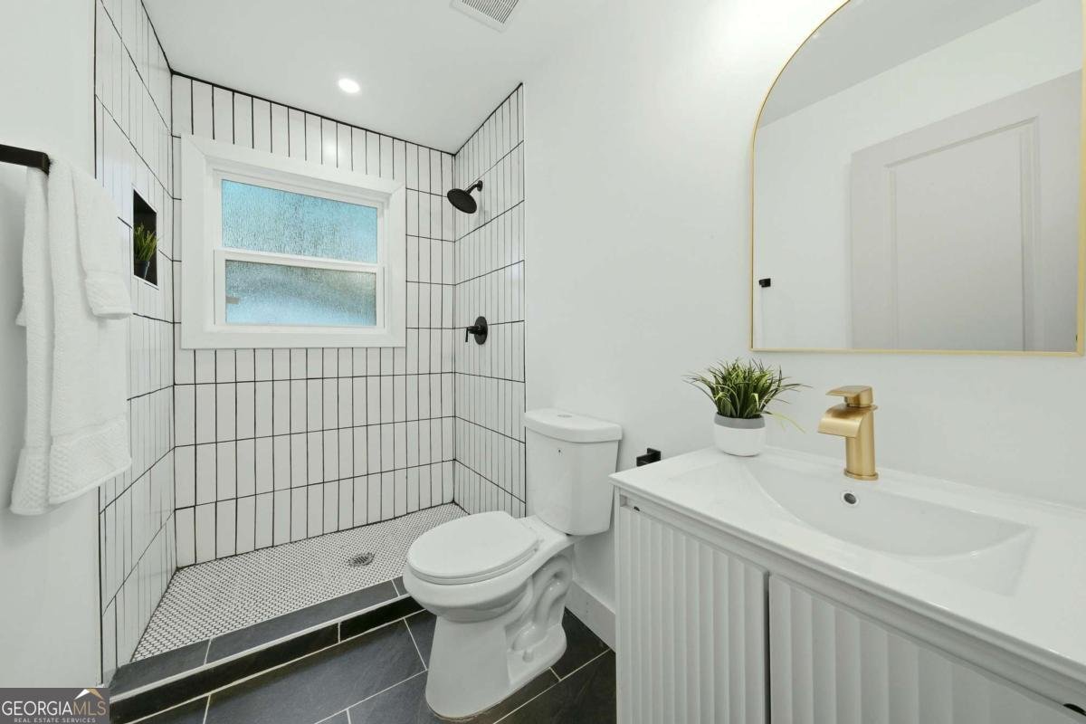 2682 Westchester Drive East Point - Photo 15