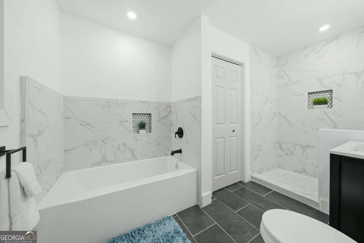 2682 Westchester Drive East Point - Photo 18