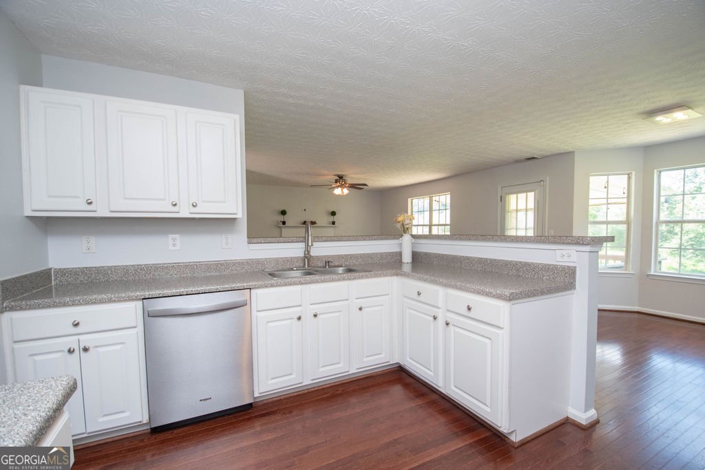 202 Biltmore Way Stockbridge - Photo 11