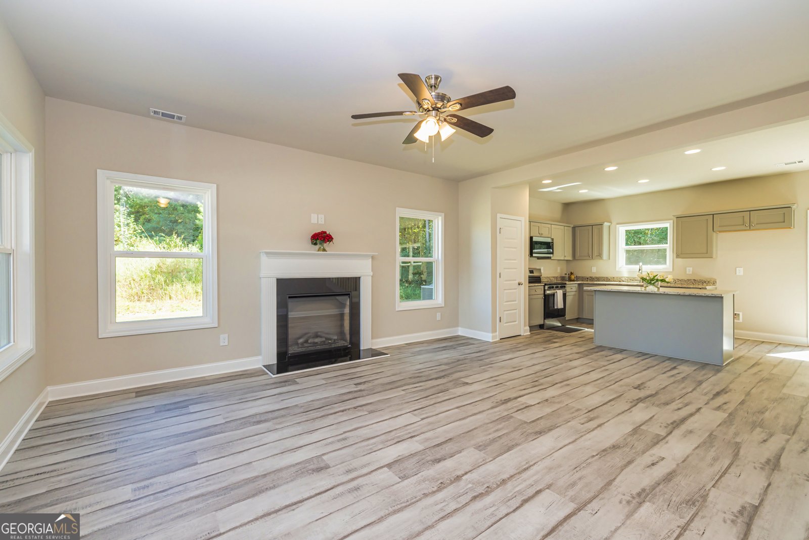 135 Hunts Mill Circle Griffin - Photo 16
