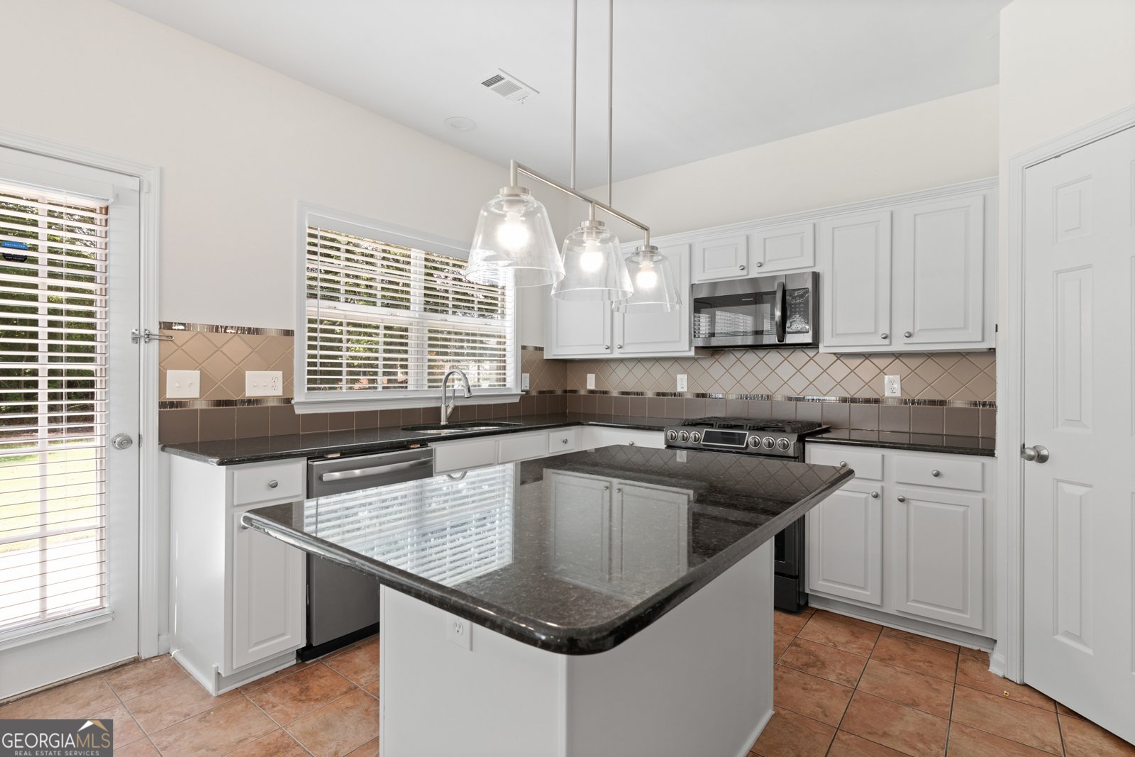 8210 Shakerag Trace Suwanee - Photo 13