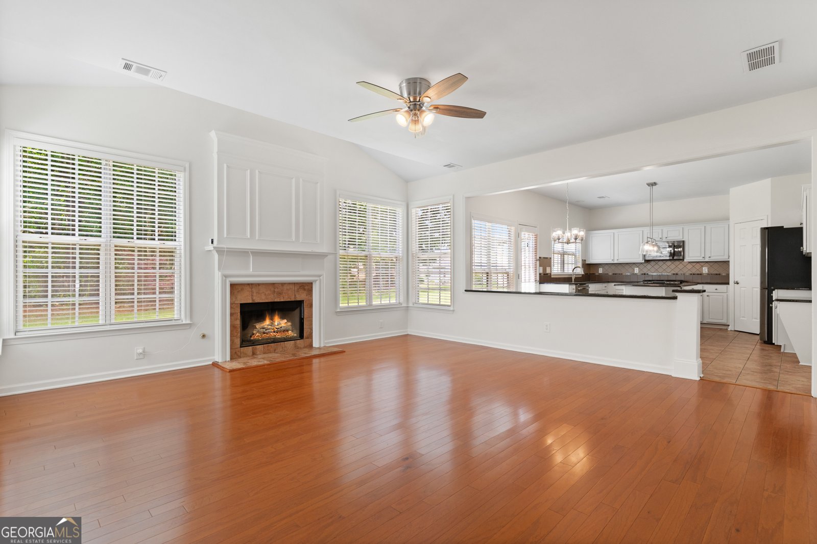 8210 Shakerag Trace Suwanee - Photo 8