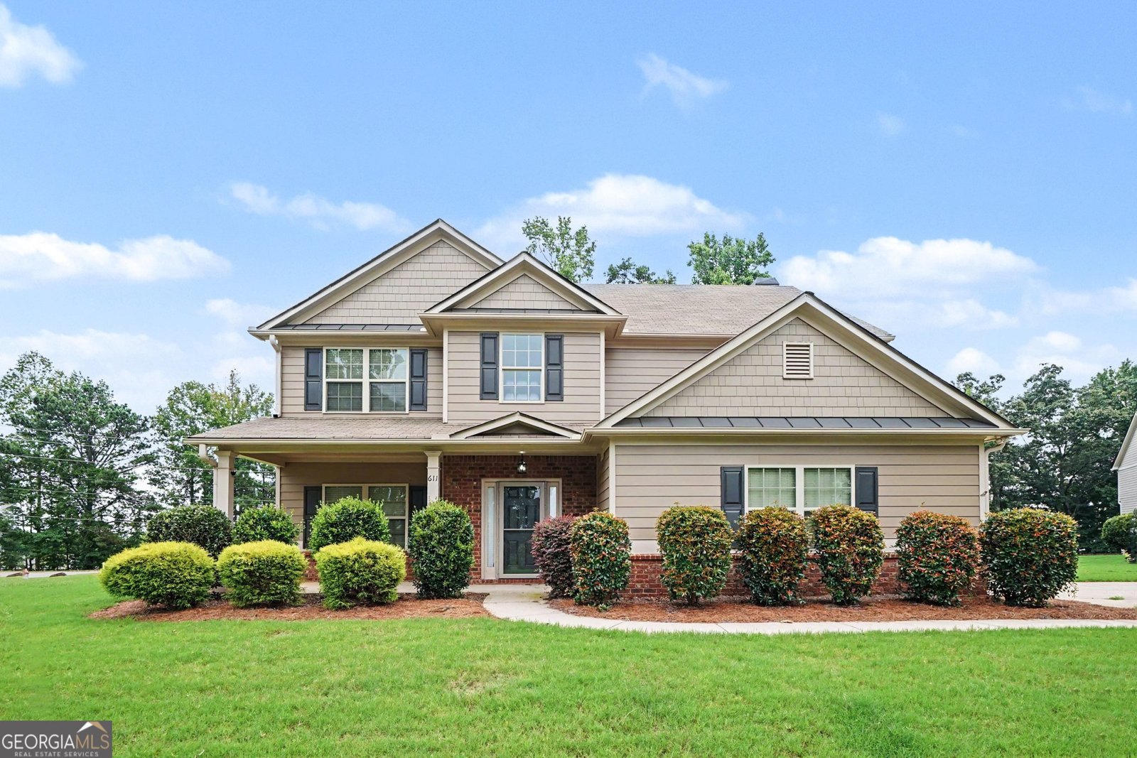 611 Little Bluestem Trail Hoschton - main photo