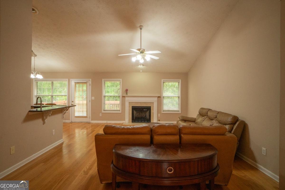 3604 Dunbar Lane Suwanee - Photo 6