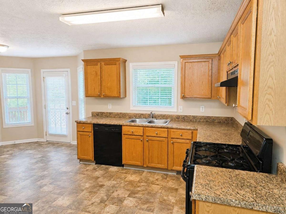 1568 Pulaski Court Suwanee - Photo 10