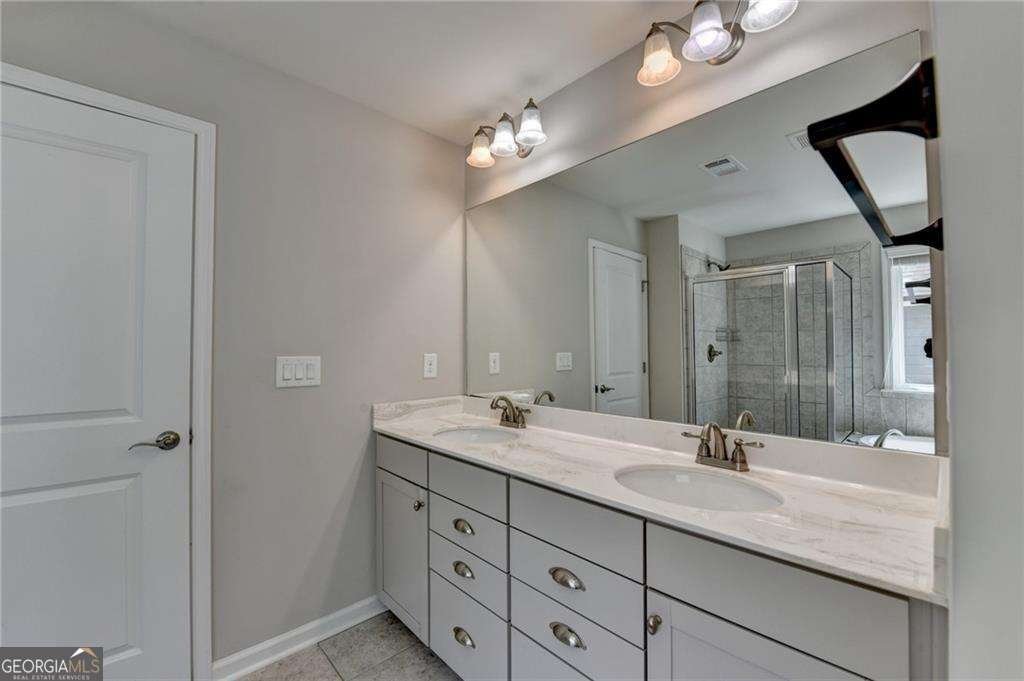 2339 Village Grove Drive Suwanee - Photo 7